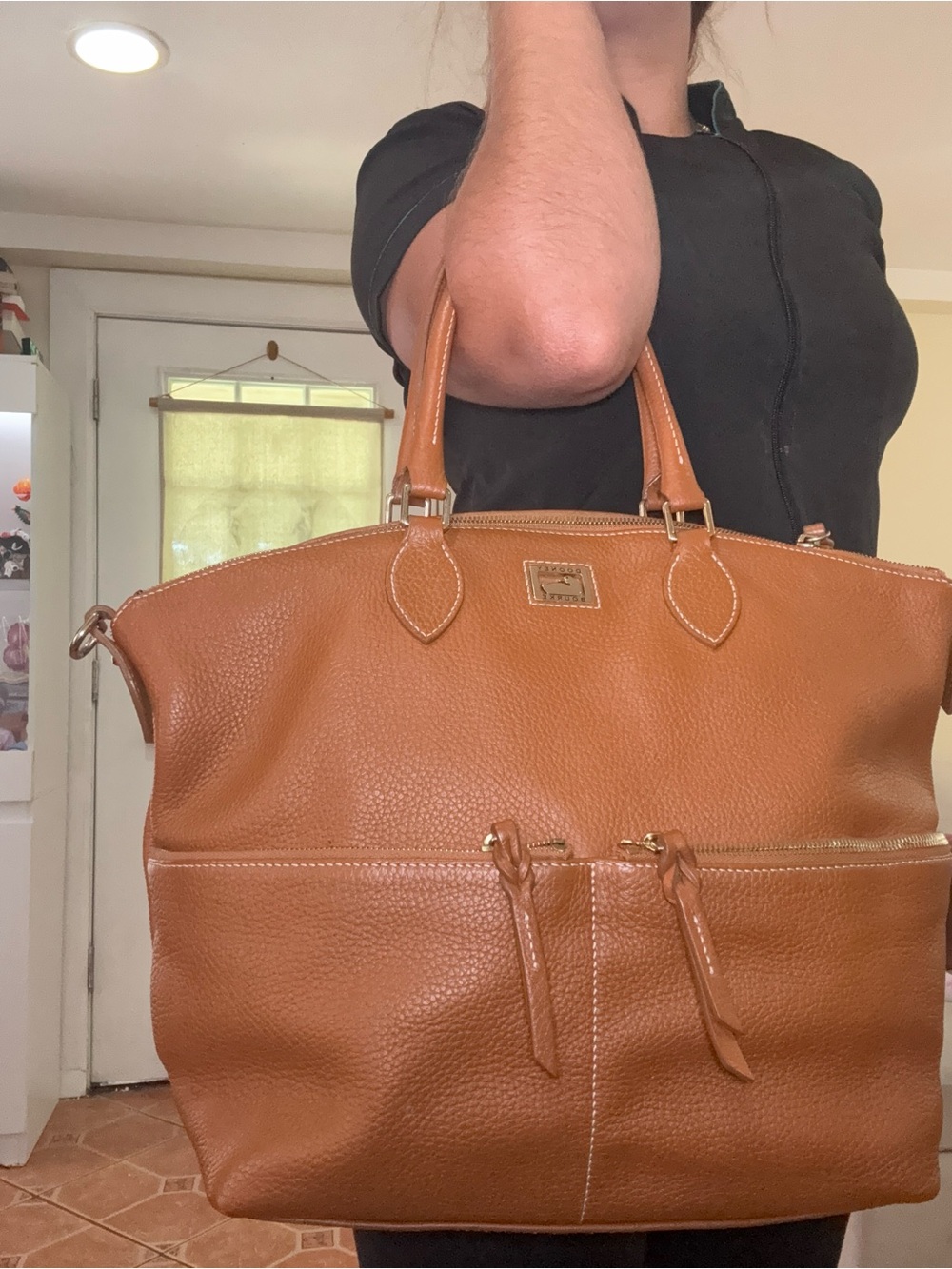 Dooney & Bourke brown leather tote bag with pebbled texture #tote #leather - Picture 7 of 7